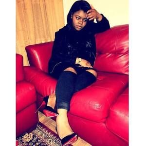 Meet your Posher, Kenisha